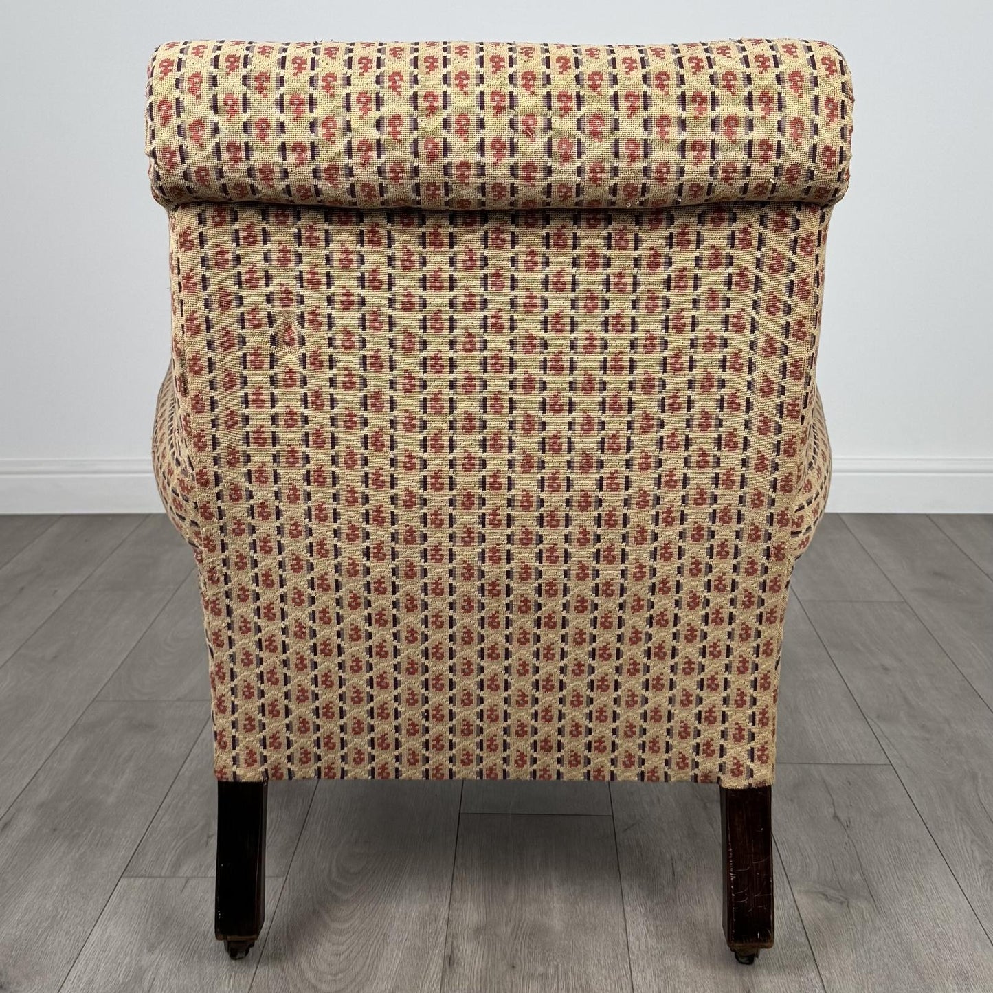 Antique 19th Century Good Quality Armchair in Mahogany
